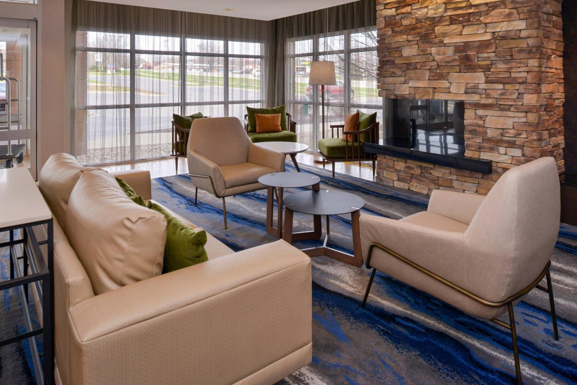 Hotel Fairfield & By Marriott Cedar Rapids