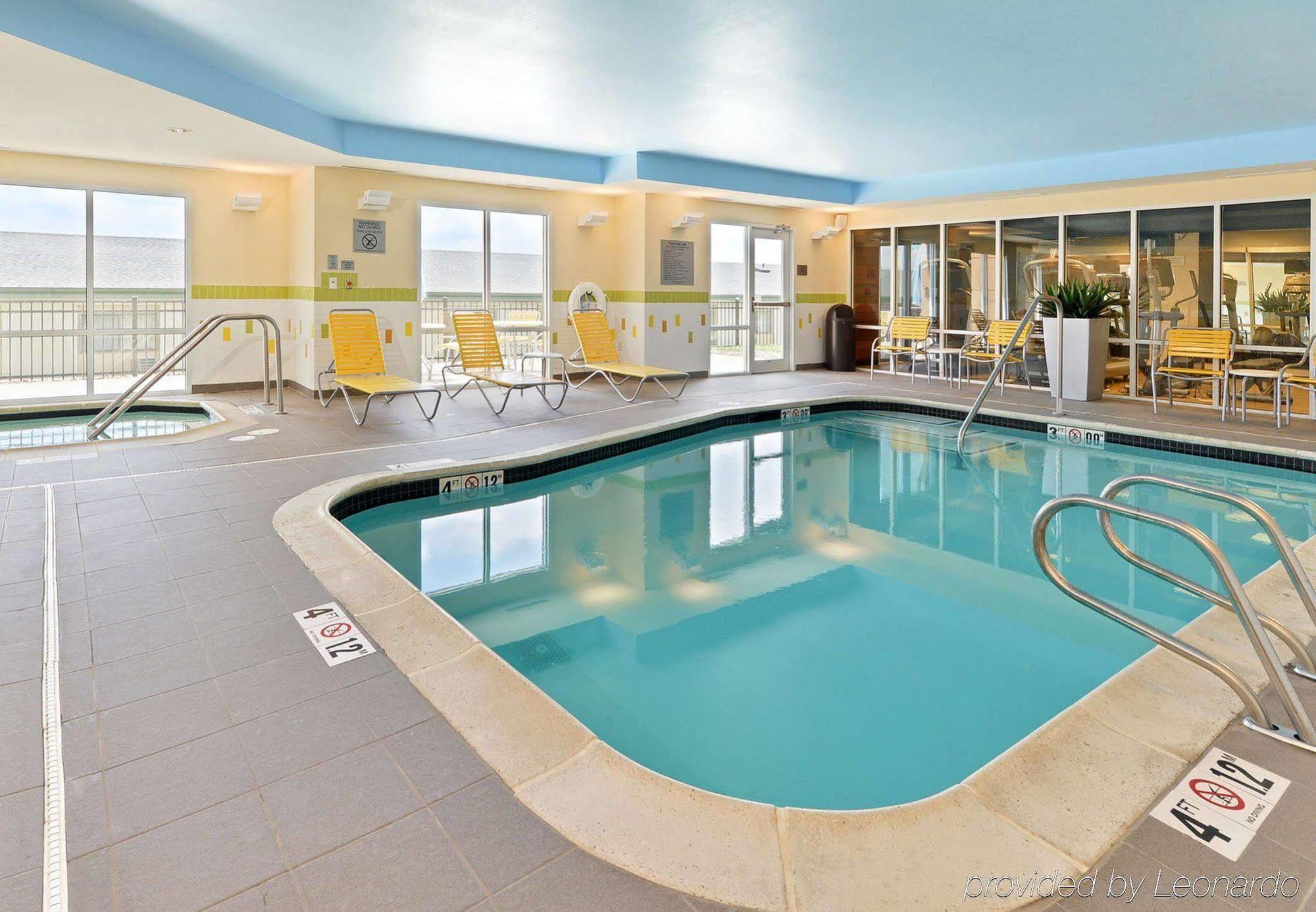 Hotel Fairfield & By Marriott