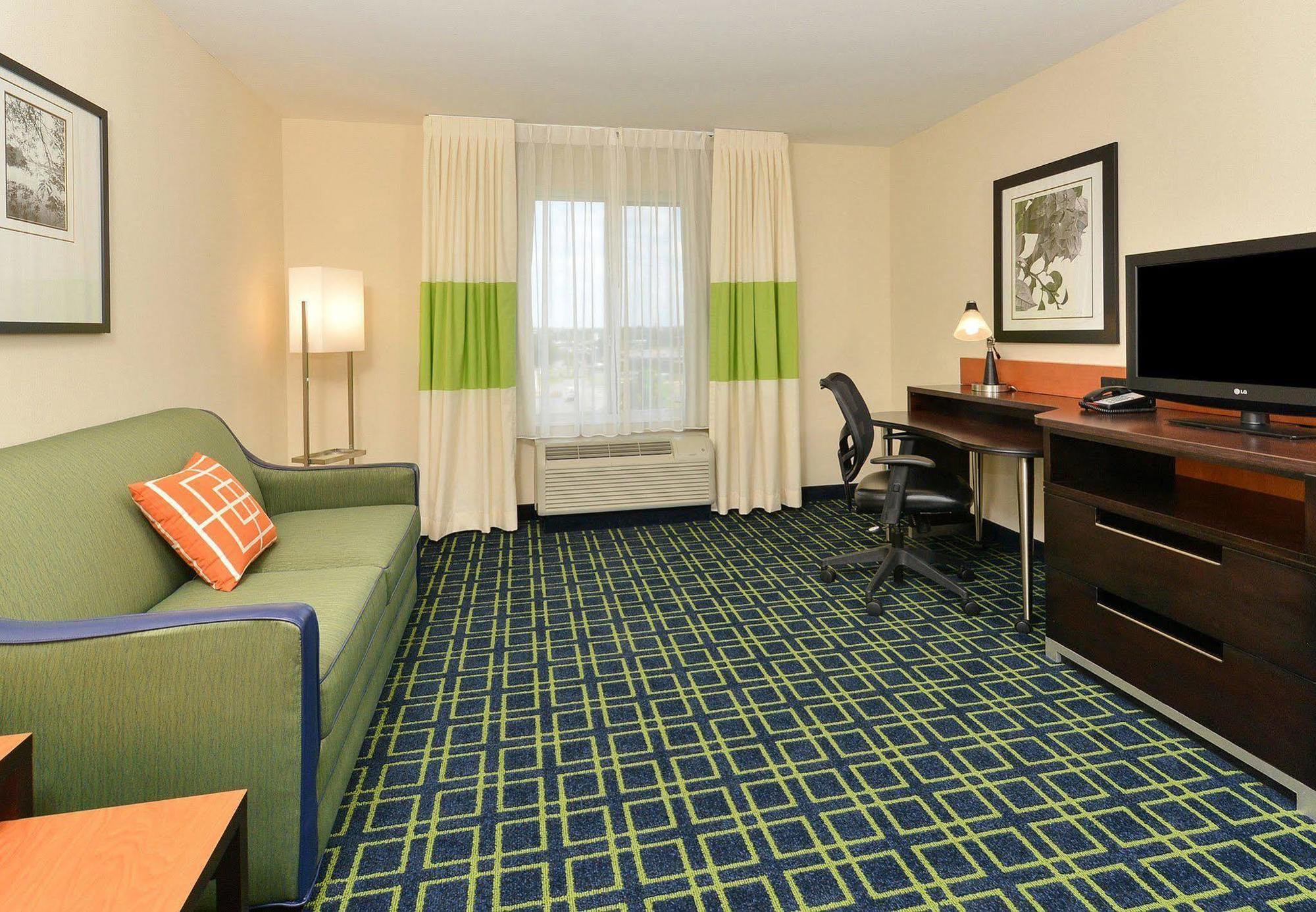 Hotel Fairfield & By Marriott Cedar Rapids